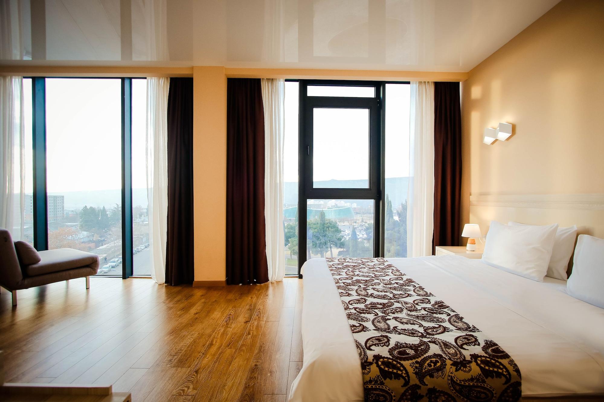 Iveria Inn Hotel Tbilisi Eksteriør billede
