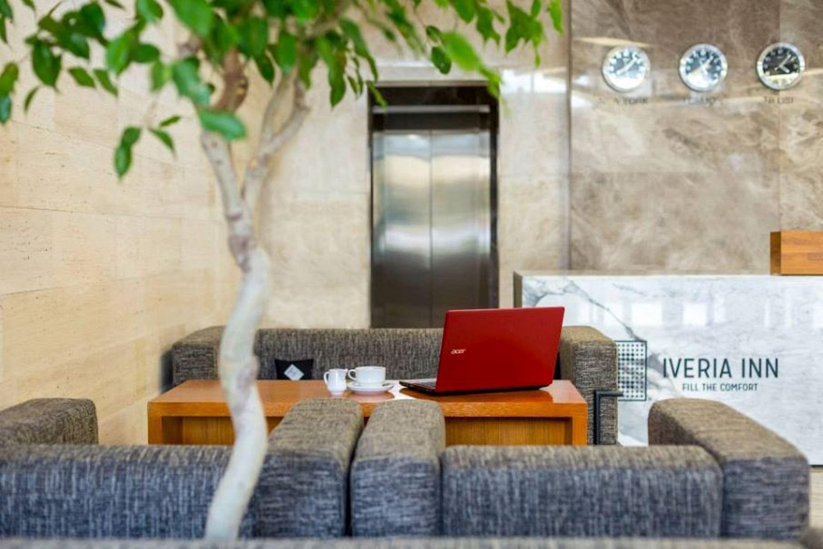 Iveria Inn Hotel Tbilisi Eksteriør billede